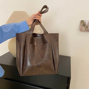 Borsa Tote Grande Capacità Pelle PU Retro Pendolare Borsa A Spalla Con Tasca Frontale Per Donna