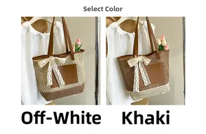 Détail de sacs fourre-tout en paille tissée main beige et kaki avec patch cuir et nœud