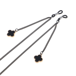 Chaîne de lunettes noire tendance avec pendentifs trèfle et boucles en silicone