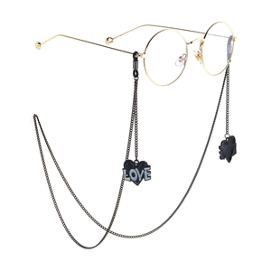 Catena Per Occhiali Pendente Cuore Metallo Antiscivolo Cordino Occhiali Da Sole Lettera D'amore Decorativo Laccetto Donne Moda