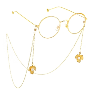 Glasses Chain Metal Gold Tone Maple Leaf Faux Artificial Pearl Pendant Anti-Slip Eyewear Strap Holder Retro Fashion Accessories For Women