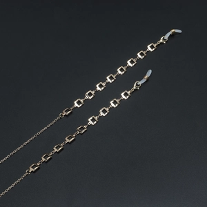 Golden Metal Glasses Chain With Square Geometric Links Anti-Lost Strap For Sunglasses Reading Glasses Silicone Loops