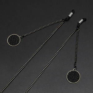 Chaîne De Lunettes Noire À La Mode Avec Pendentif Texturé Rond Cordon De Lunettes De Soleil En Métal Antidérapant