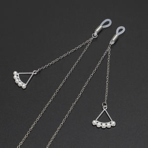 Anti Slip Glasses Chain Metal Alloy With Imitation Artificial Pearl Triangle Pendant Eyewear Holder Strap Neck Cord For Women