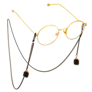 Retro gold round glasses with black chain and octagonal crystal pendants