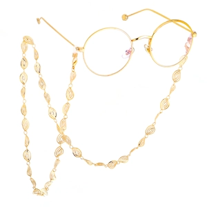 Fashionable hollow leaf-shaped link eyewear chain in bright gold finish for glasses