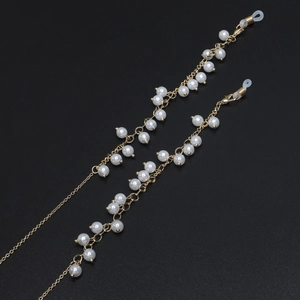 Chaîne à lunettes élégante avec perles blanches de 6mm et maillons dorés