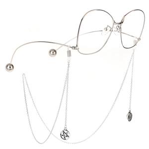 Chaîne De Lunettes En Métal Argenté À La Mode Support En Cuivre Antidérapant Avec Pendentif Étoile Creuse Style Gothique Pour Femmes