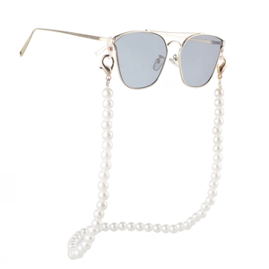 Schicke goldene Metall-Sonnenbrille für Kinder mit eleganter großer weißer Perlenbrillenkette