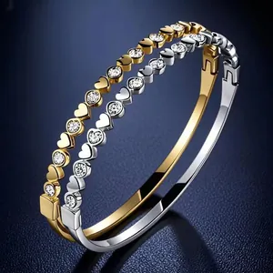 18K vergoldete Herzarmbänder aus Titanstahl mit Zirkonia in Gold- und Silberoptik