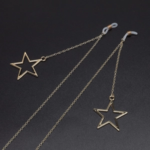 Chaîne à lunettes argentée avec pendentifs étoiles dorées et boucles antidérapantes