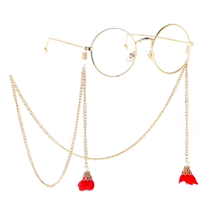 Retro Golden Metal Glasses Chain With White Imitation Artificial Pearls And Red Fabric Flower Decorative Eyewear Strap Retainer Non-Slip