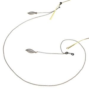 Retro bronze glasses chain with delicate leaf pendants and anti-slip rubber loops