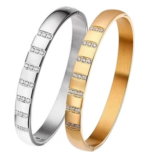 Poliertes Edelstahl-Armband-Set mit Zirkonia-Einlagen in Gold- und Silbertönen