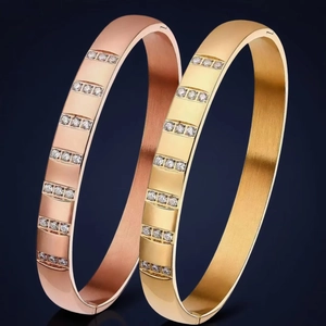 Edelstahl Armreif Armband Zirkonia Eingelegt Verschluss High End Luxus Für Damen