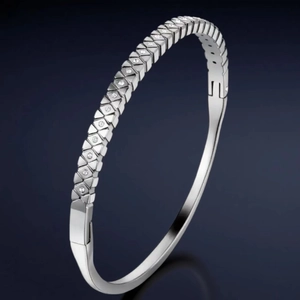 Stainless Steel Star Bangle Cubic Zirconia 18K Gold Plated Narrow Band Geometric Clasp Bracelet For Women Jewelry