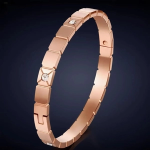 Bracelet Jonc Géométrique En Acier Inoxydable Avec Incrustation De Zircone Fermoir À Charnière Bijoux Mode Femme