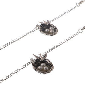 Silberne Brillenkette mit Vogelnest, weißen Perlen und Retro-Vogel-Anhänger