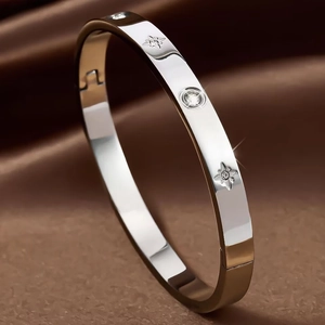 Stainless Steel Eight-Pointed Star Bangle Bracelet With Zirconia Inlaid Polished Elegant Fashion Jewelry For Women