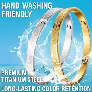 Bracelets scintillants en acier titane doré et argenté avec motif étoiles et éclats d'eau