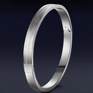 Minimalist Stainless Steel Bangle Bracelet For Women Brushed And Polished Oval Metal Cuff Hinged Clasp Fashion Jewelry