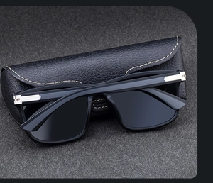 Classic black square polarized sunglasses with silver metal hinge and leather case