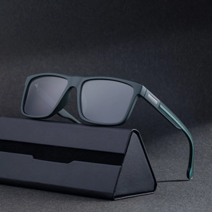 Fashionable square polarized sunglasses for men with dark green frame and foldable case