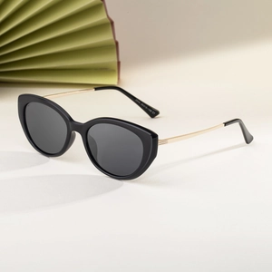 Occhiali da sole polarizzati cat-eye neri da donna con eleganti aste in acciaio inossidabile