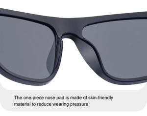 Detail of integrated nose pads on black square sunglasses for skin-friendly comfort