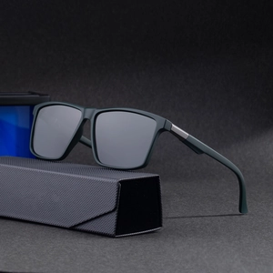 Lunettes de soleil polarisées pour homme avec monture vert mat et étui triangle