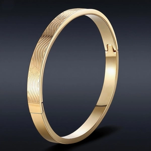 Bracciale minimalista in acciaio al titanio dorato con incisione creativa del battito cardiaco