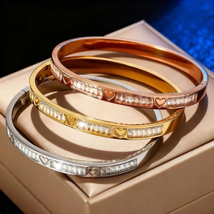 Bracelet Jonc Acier Inoxydable Strass Zircon Coeur Trèfle Luxe Non Décolorant Imperméable Bijoux Mode Femmes