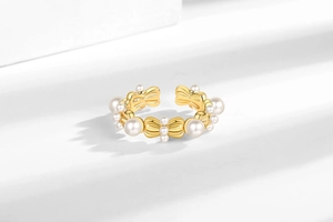 Détails de la bague nœud dorée avec perles et design ouvert ajustable de haute qualité