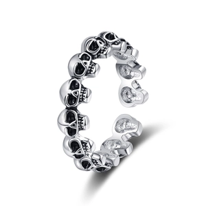 Vintage Punk Totenkopfring aus Silber mit verstellbarem Design für einen Gothic Modestil