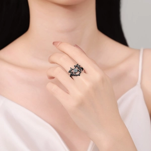 Gothic black thorn heart ring with sparkling rhinestone inlay for women on hand