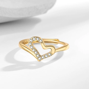 Retro gold heart-shaped open ring with cubic zirconia micro-pave in a minimalist style