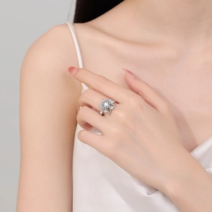 Elegante anello rotante a stella in argento sterling con zirconi scintillanti da donna