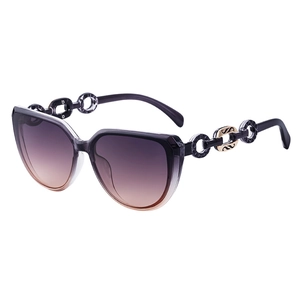 Chic oversized cat-eye sunglasses with gradient purple frames and chain-link temples