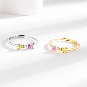 Bagues ajustables avec pierres de naissance en cœur, finitions or et argent et zircon