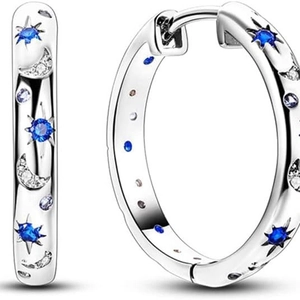 Orecchini eleganti a stella e luna con gemme blu e cristalli su anelli d'argento