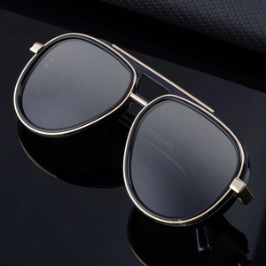 Classic polarized aviator sunglasses for men with gold metal frame and dark grey lenses