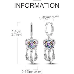 Dimensions détaillées des boucles d'oreilles attrape-rêves avec zircons et plumes
