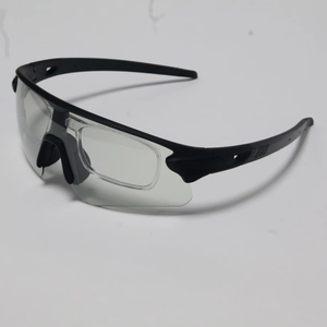 Detail of sports cycling sunglasses with detachable myopia inner frame and clear lens