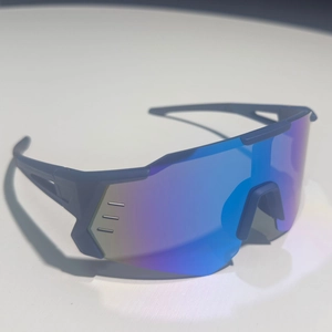 Mens fashion wrap around sports sunglasses with blue purple mirrored lens for outdoor cycling