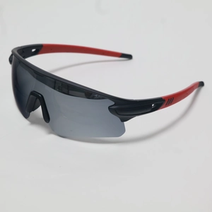 Outdoor sports cycling sunglasses in black and red with integrated wide lenses