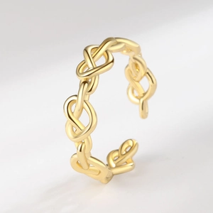 Polished gold minimalist heart chain link open ring with geometric woven design