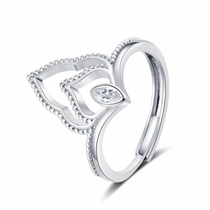 Retro flame silver ring with marquise-cut crystal and hollow wing design in a 45-degree view