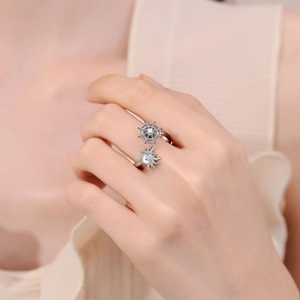 Bague rotative toile d'araignée pour femme avec zircone en argenté au design réglable
