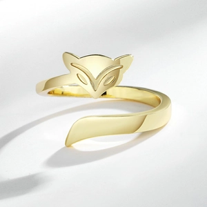 Minimalist adjustable golden fox ring with polished finish and detailed animal design