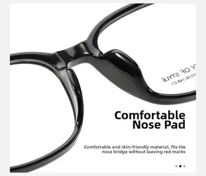 Close-up of comfortable integrated nose pads on black square optical eyeglass frames